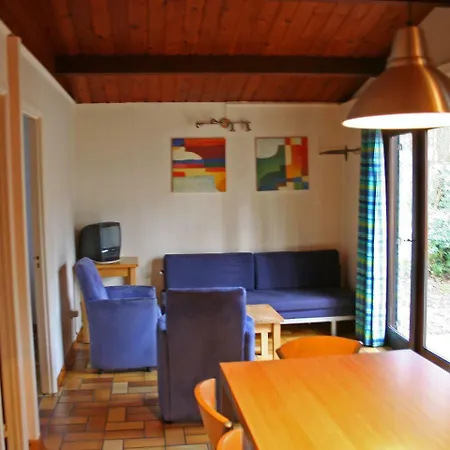 Holiday Village De Vacances Oignies.10 Dom wakacyjny *