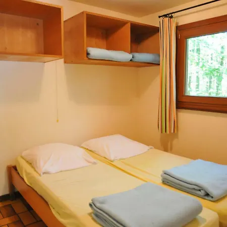 Holiday Village De Vacances Oignies.10